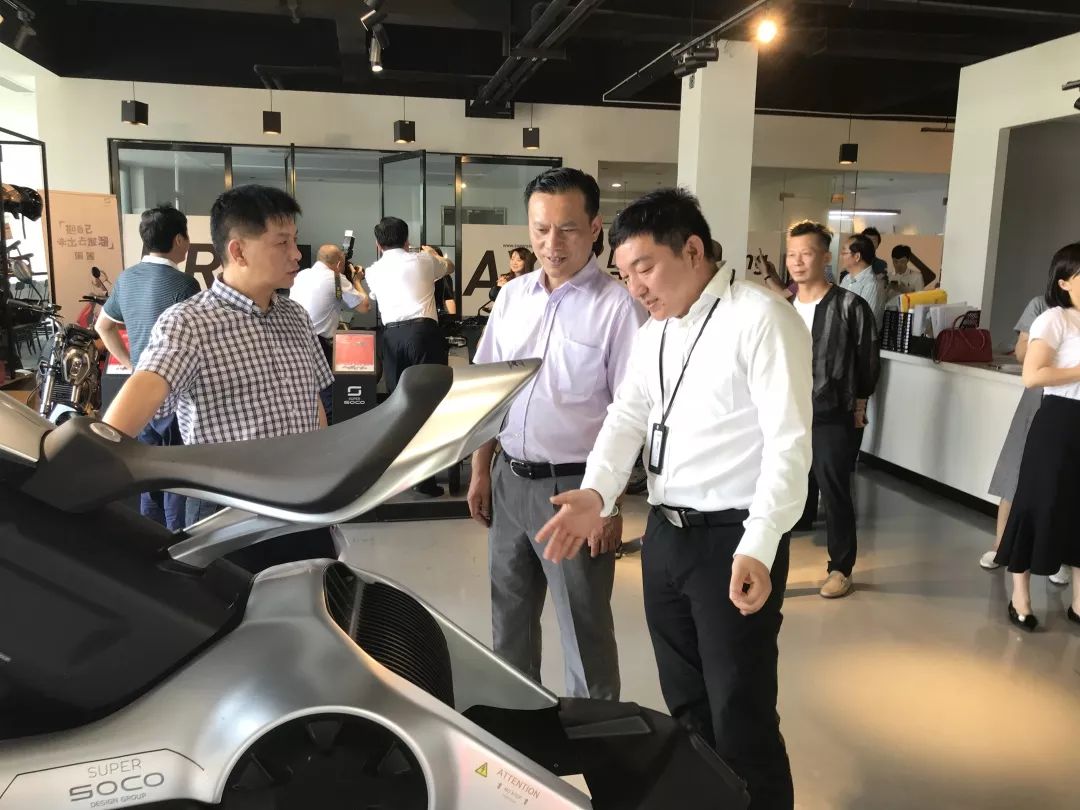 张家港市工商联莅临移动智地交流考察 张家港市工商联莅临移动智地交流考察