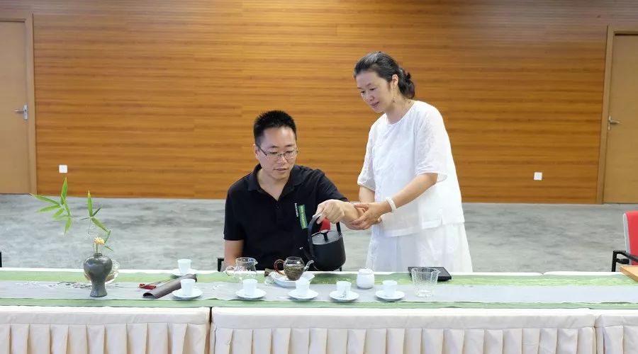 “古韵茶香”茶艺课