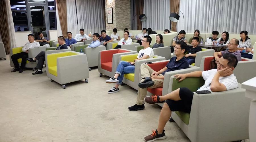 【企业文化】移动智地第10期读书分享会顺利举行