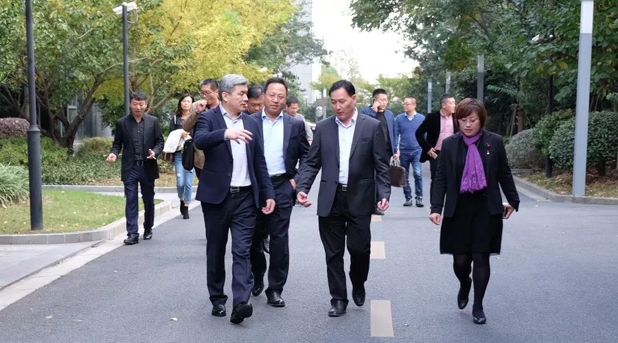 滨州市委常委、常务副市长赵庆平等一行莅临移动智地参观考察